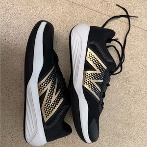 New Balance Black Sneakers